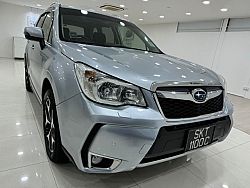 Subaru Forester 2.0XT Turbo 4WD Sunroof 2015 Silver Rear Entertainment